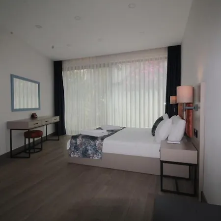 Ala Grand Resıdence Otel *